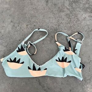 Cupshe Palm Frond Non Padded Bikini Bathing Suit Top Swimwear Size Small